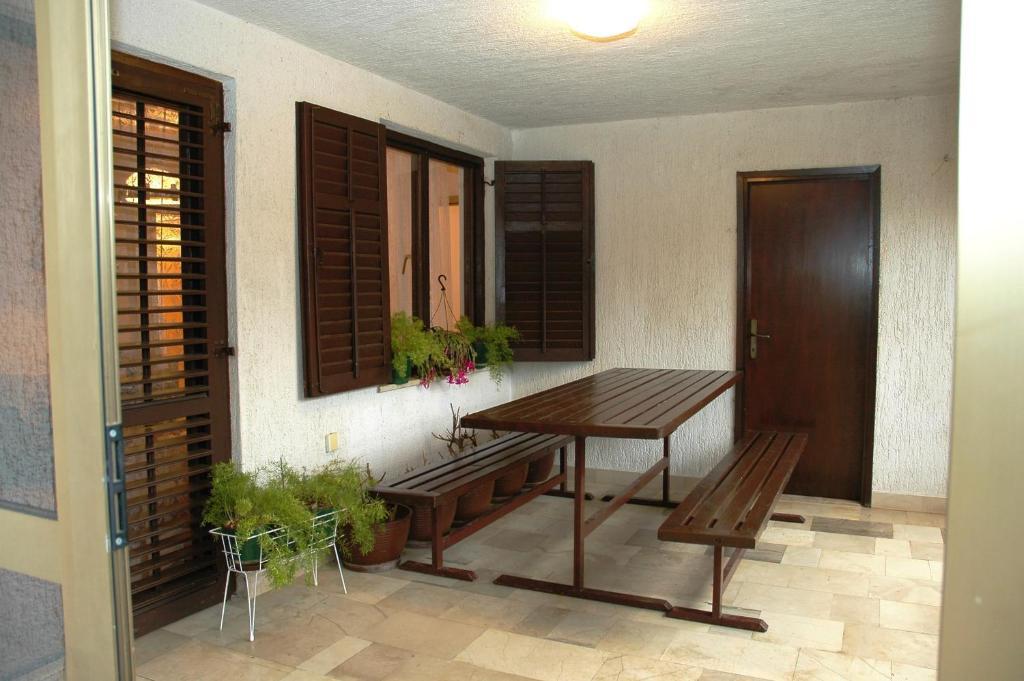 Apartments Jurina Krk Town Szoba fotó